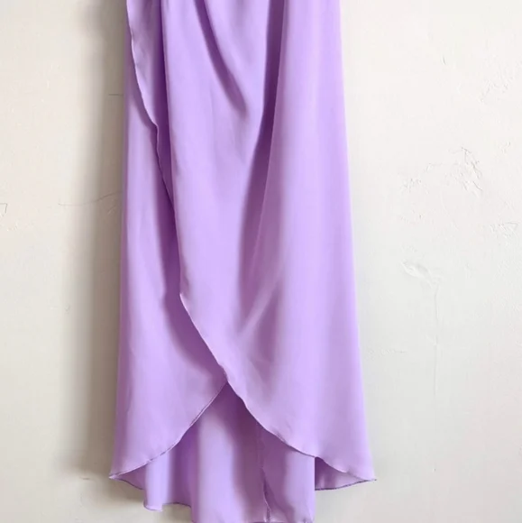 FINAL SALE 🌿CUT OUT LAVENDER DRESS🌿 - Picture 4 of 8